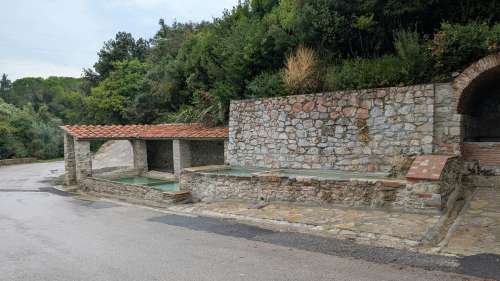 Belvedere, inaugurati il restauro dell�antica Fonte e i nuovi parcheggi