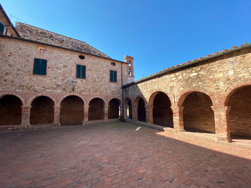 Il Chiostro di San Francesco Il Chiostro di San Francesco